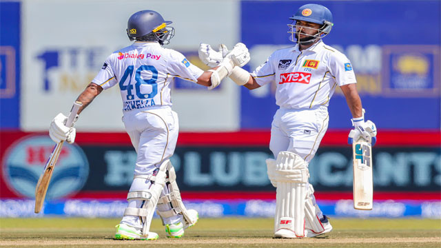 1st Test: Dickwella, Dinusha hit fifties as Sri Lanka reach 214/5, trail India by 248 runs