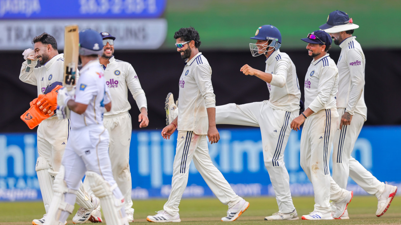 Manav Suthar and Ravindra Jadeja spin India to a 178 run lead against Sri Lanka