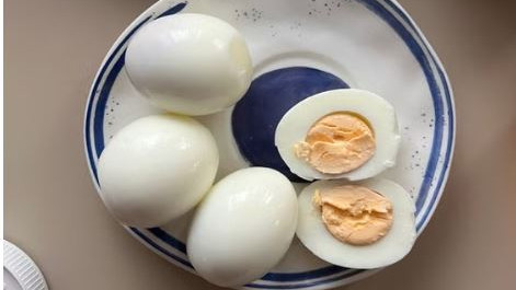 Seven eggs daily lost 20 kg experts clarity on viral diet