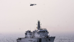 Intensive search for fishermen Dornier aircraft and helicopters in action