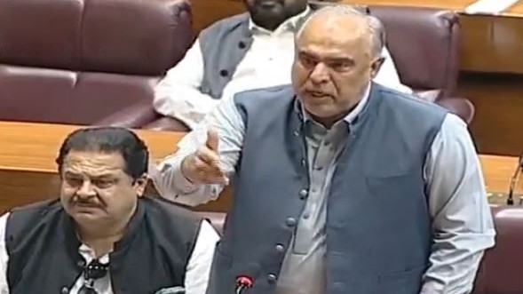 Room for Indians No Entry for Pakistan MP Shocking incident in UAE