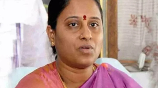 My daughters comments are completely personal Minister Konda Surekha explanation to Disciplinary Committee
