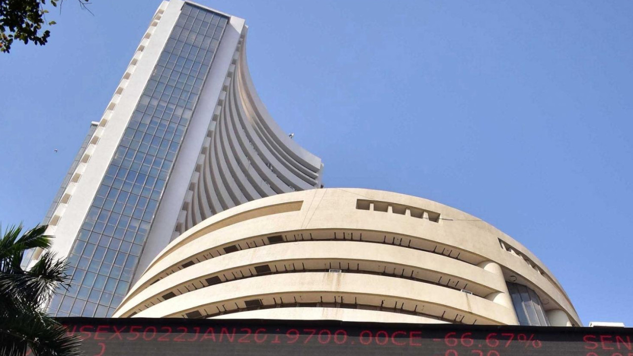 Stock markets end flat Nifty settles at 24252