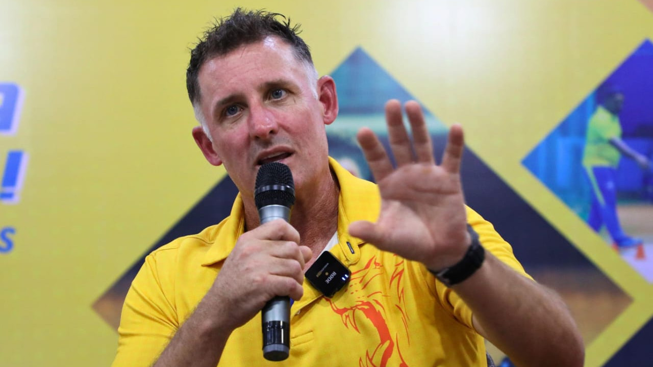 Hussey considers taking up England batting coach role after approach from Fleming