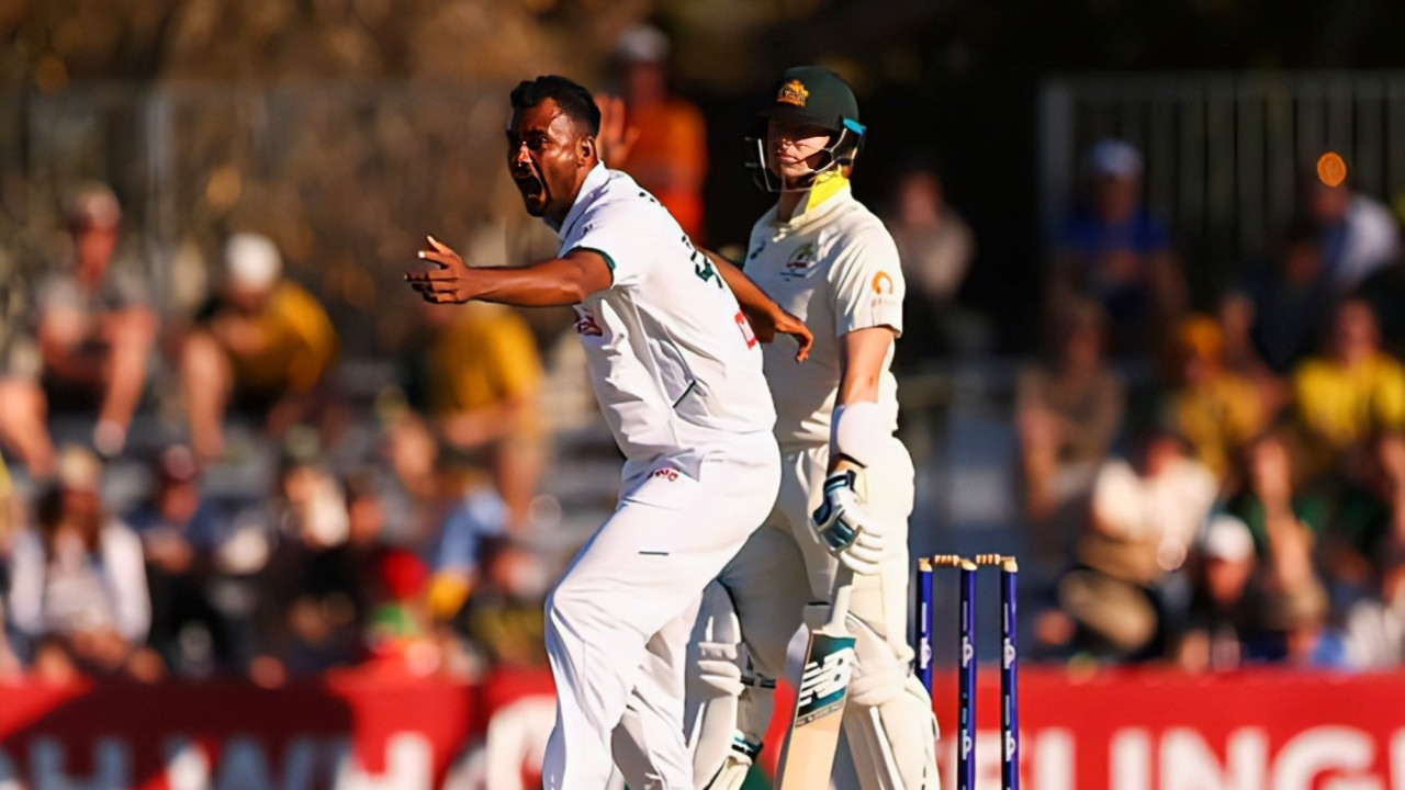 Steve Smith in controversy again as umpires warn for provoking opponent