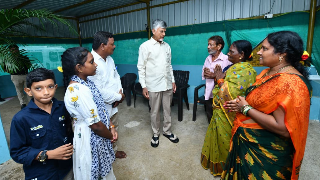 Chandrababu Naidu inspects Net Zero policy in Alavaram Koduru photos included