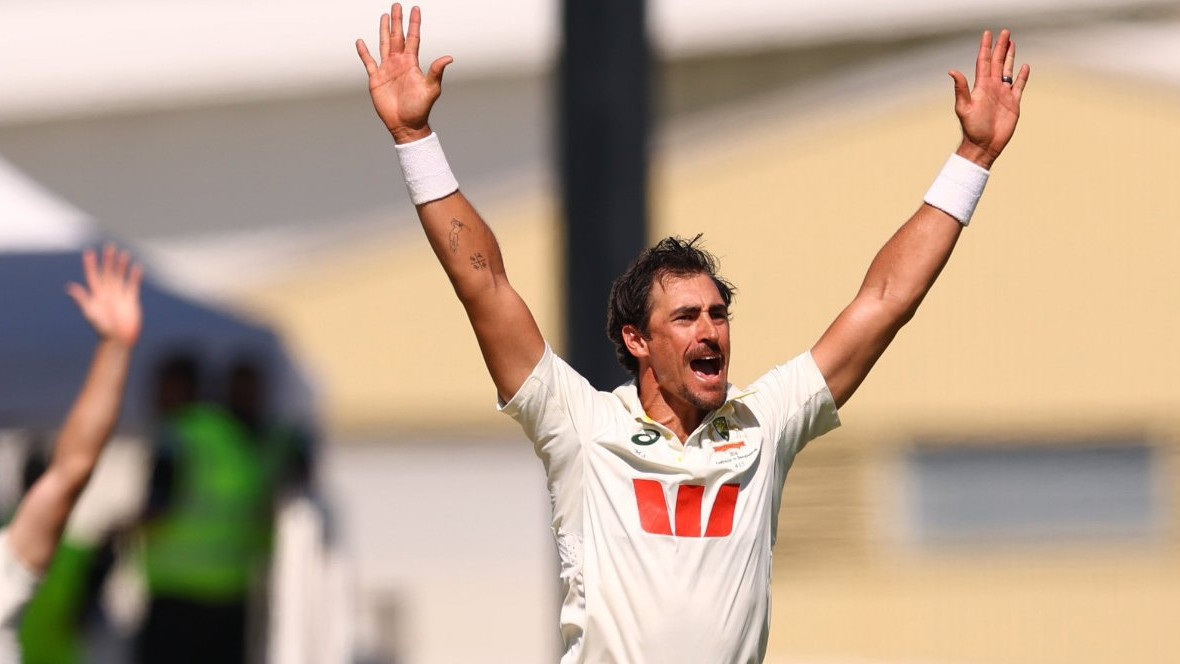 Wicket on the first ball Mitchell Starc creates a new record