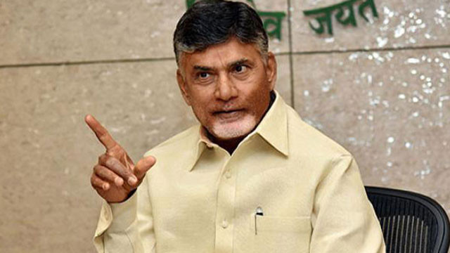 Chandrababu Naidu fulfills 30 year Veligonda dream distributes 250 crore cheque to displaced families