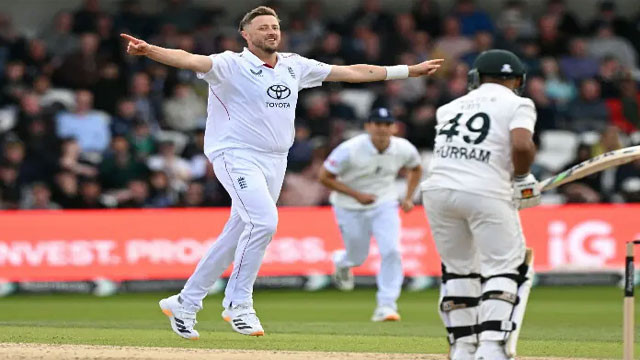 Pakistan sets worst record with crushing defeat against England for first time in 149 years of Test cricket