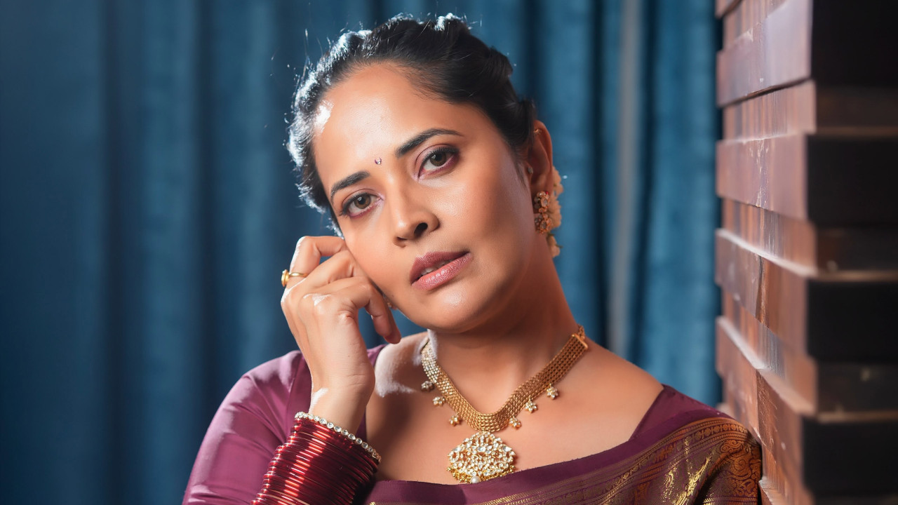 Anasuya Bharadwaj sensational video on why widows should remove bindi and bangles