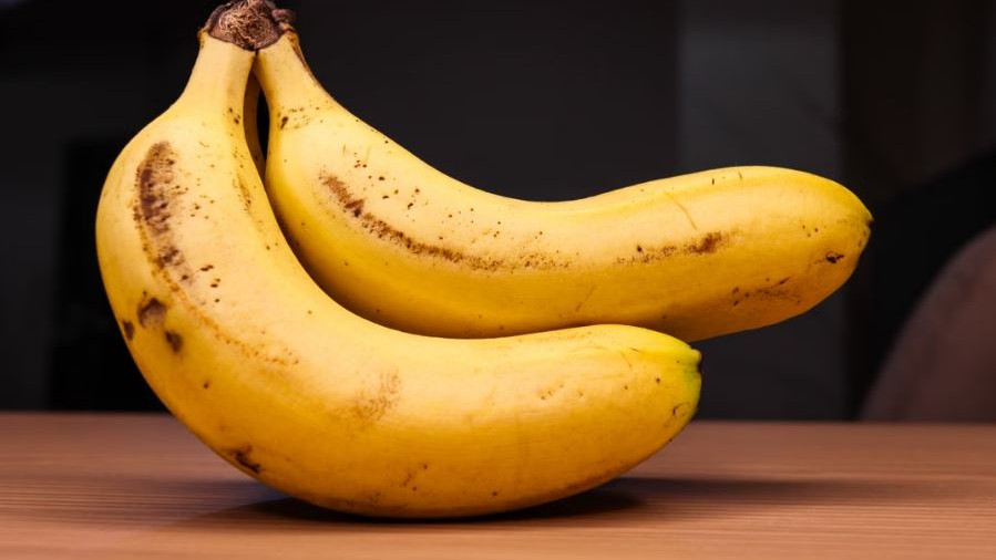 Are bananas spoiling quickly follow this simple tip to keep them fresh