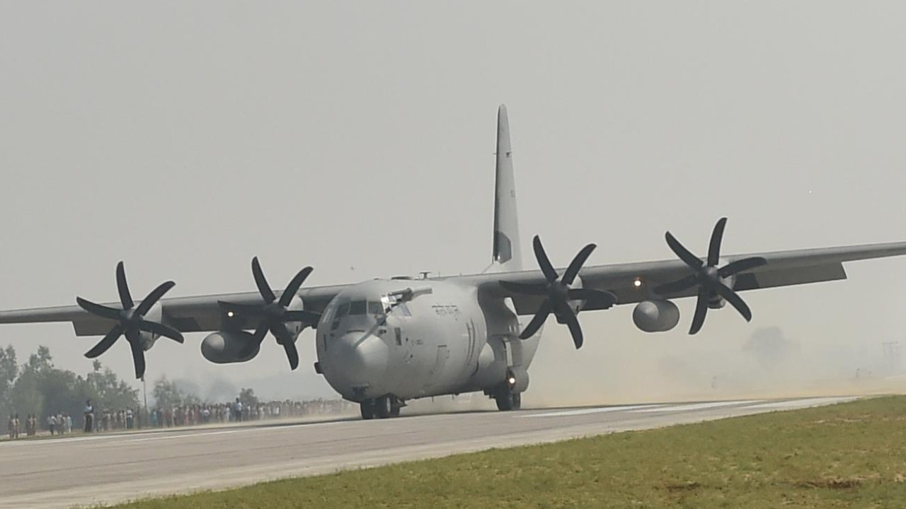 Turkish military aircraft in Pakistan Is it a massive weapon transfer
