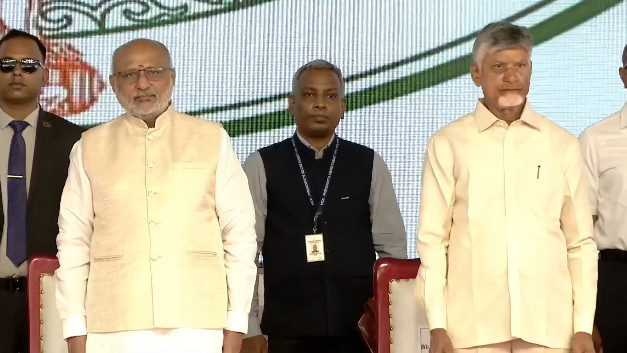 CM Chandrababu Naidu launches new popcorn seed with Vice President in Eluru