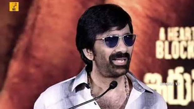 Ravi Teja says never seen such success in 50 years at Irumudi meet