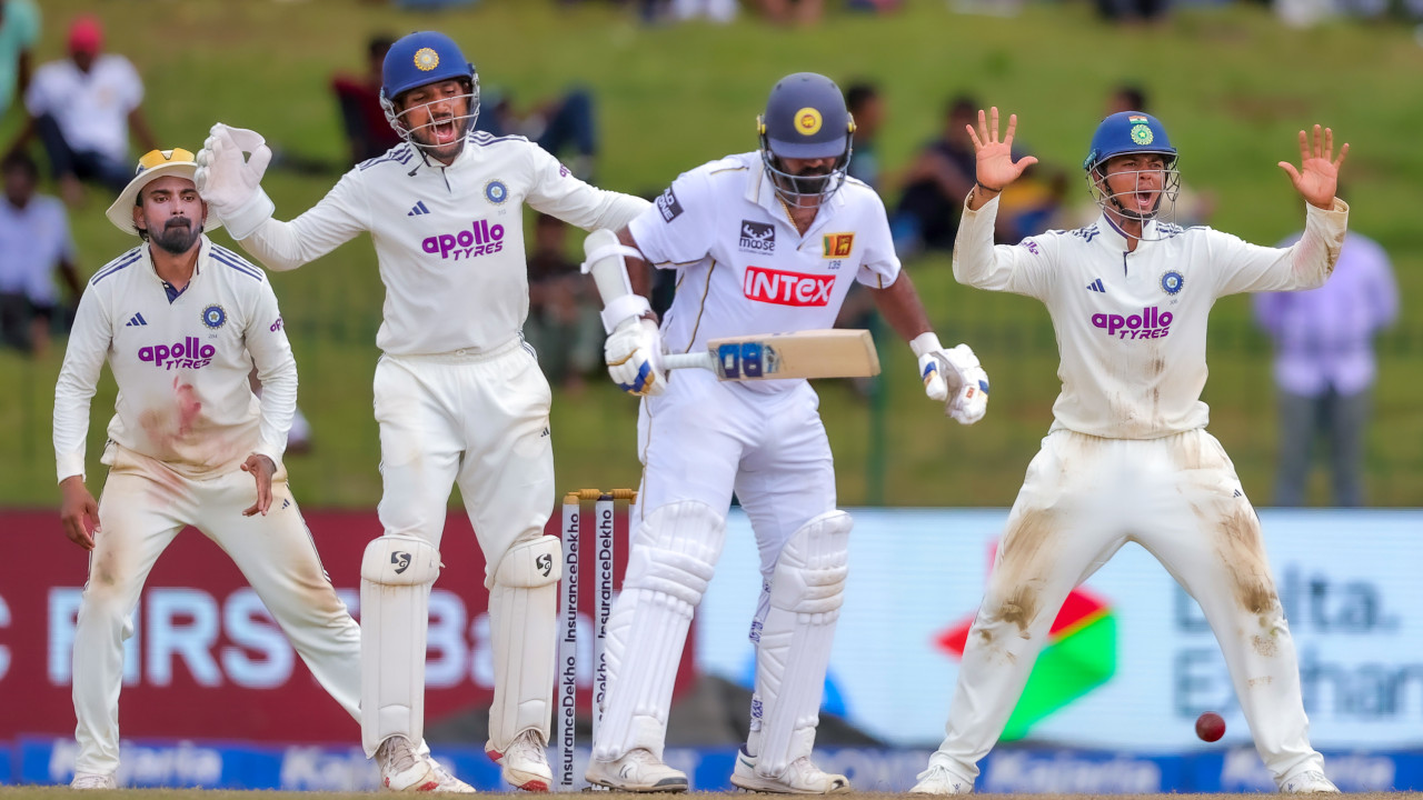 End of day three play Sri Lanka fights back but India dominates second Test