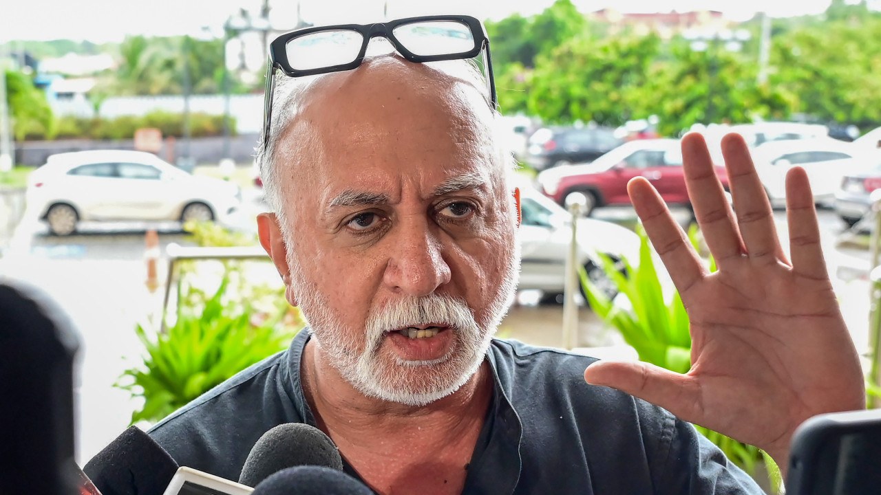 'Surrender within 2 weeks': SC rejects Tarun Tejpal's plea for exemption from surrender
