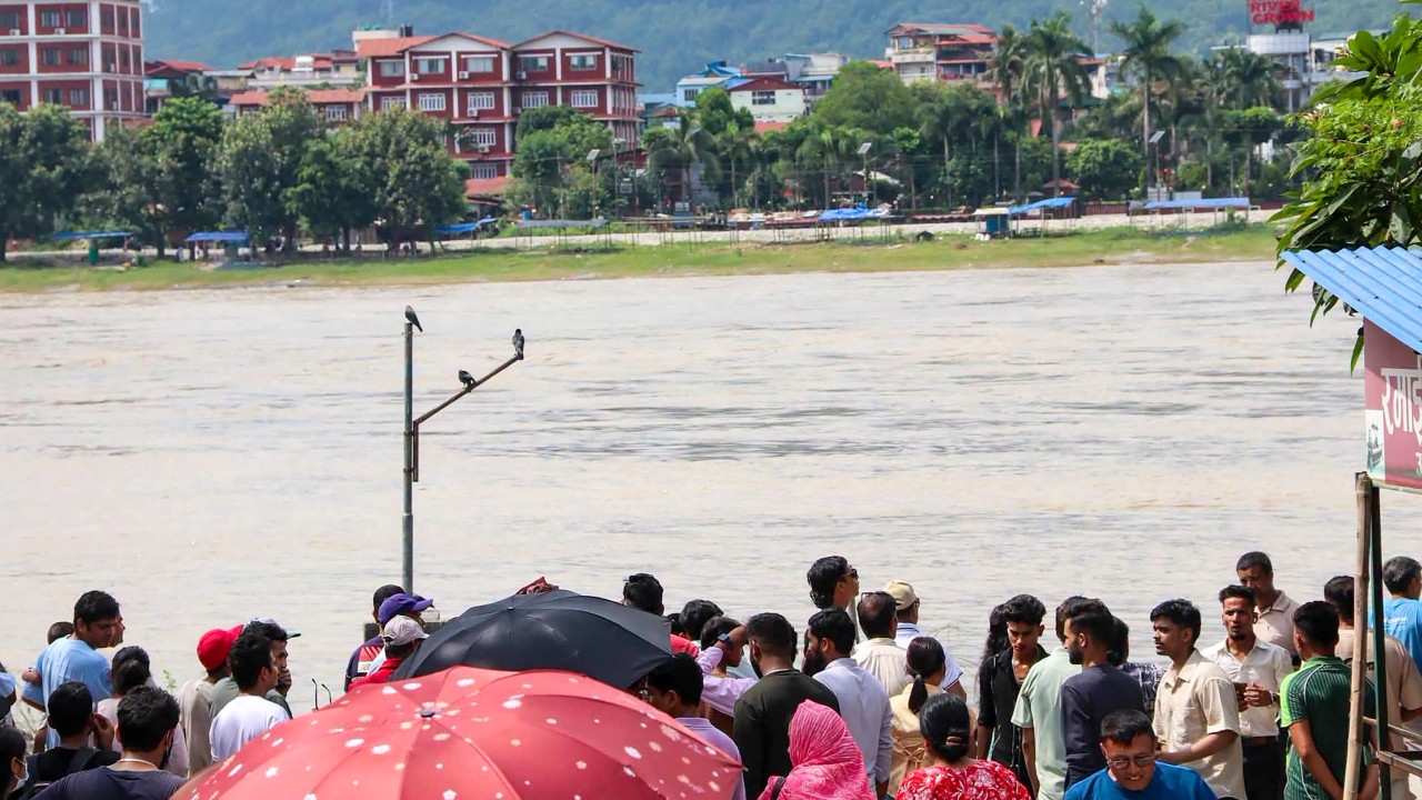 Nepal floods 140 Telugu pilgrims missing causing severe concern