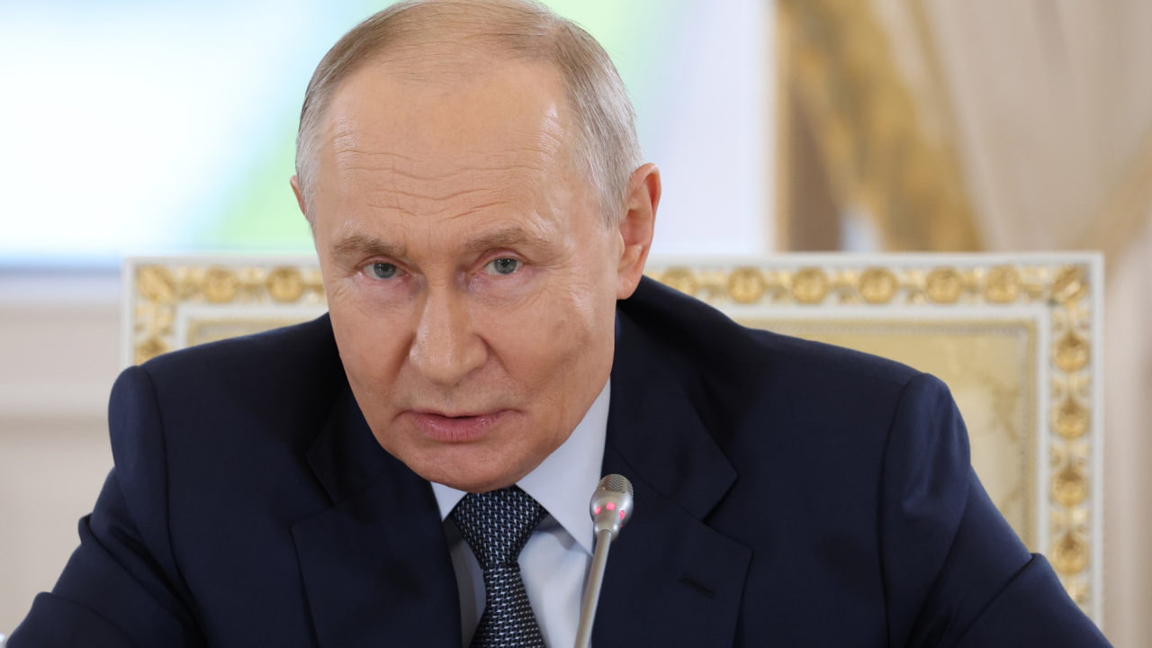Russia issues strong warning to Britain not to play with fire