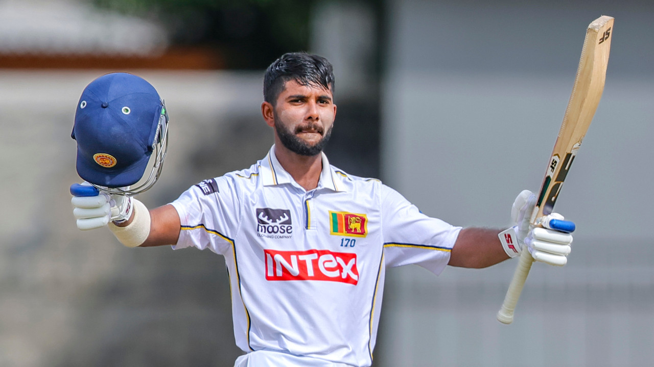 Sonal Dinusha performs brilliantly as Gautam Gambhir specially congratulates him