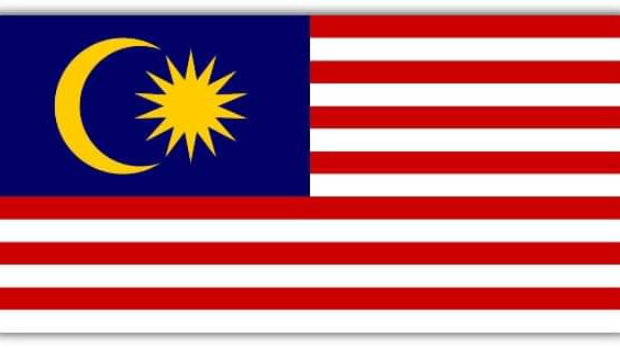 Singapore sends 70 tons of old clothes to Malaysia every week