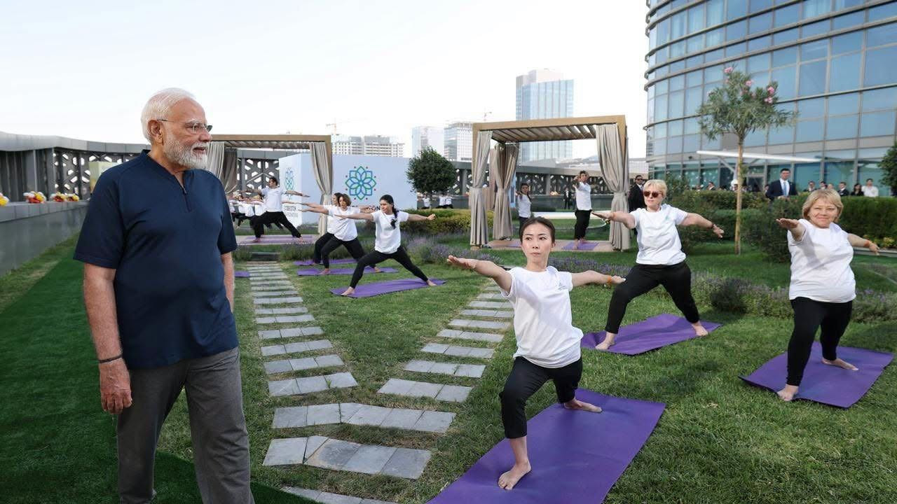 Narendra Modi watches yoga session in Uzbekistan with interest