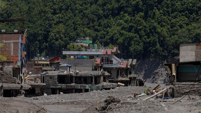 Nepal Flood Disaster 675 Dead as India Extends Helping Hand