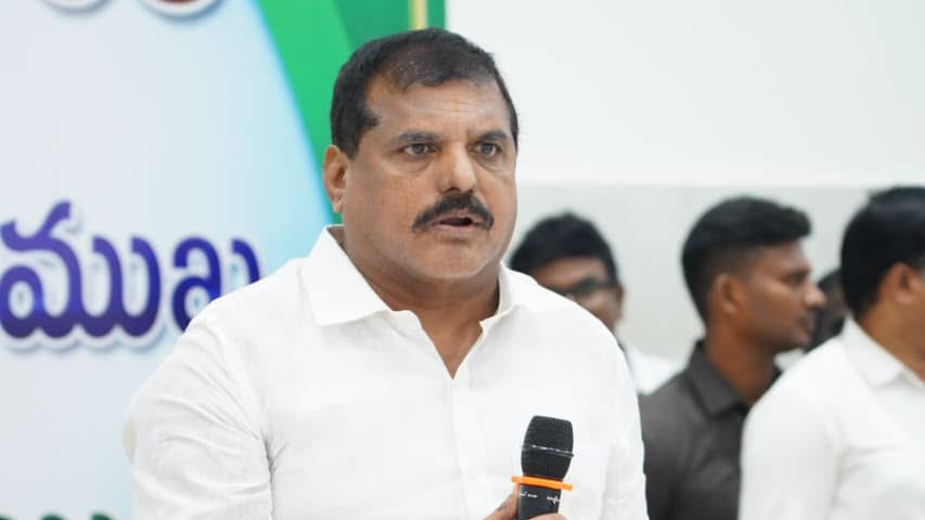 Botsa Satyanarayana compares Vijayasai Reddy to KA Paul