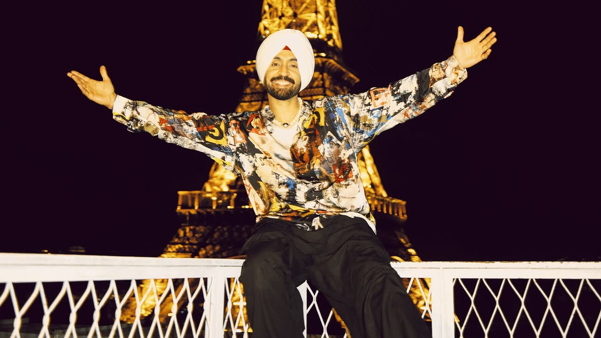 Diljit Dosanjh exudes Punjabi vibes in Paris as he poses in front of Eiffel tower