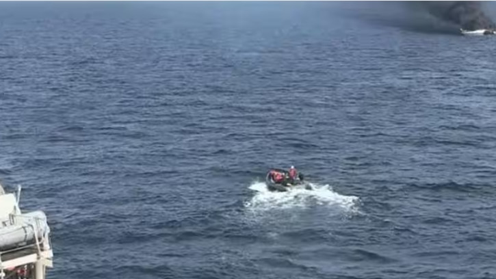 Two Turkish ships collide off Istanbul coast 10 crew members missing