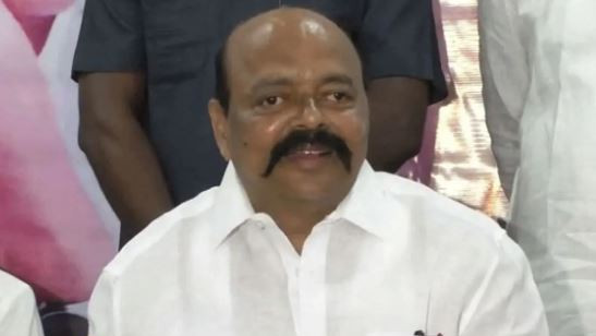 Konda Murali says no one can handle the truth after Konda Surekha dismissal