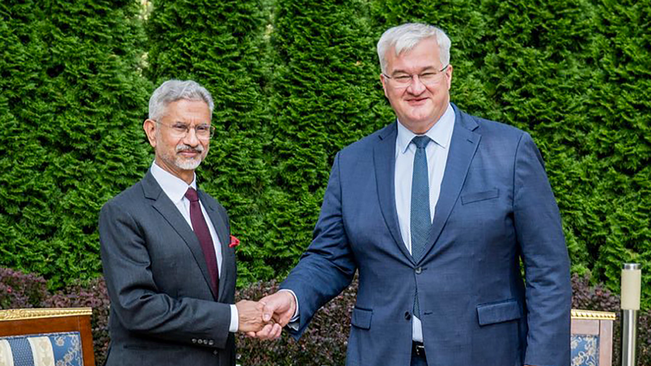 S Jaishankar makes key announcement on Russia Ukraine war in Kyiv