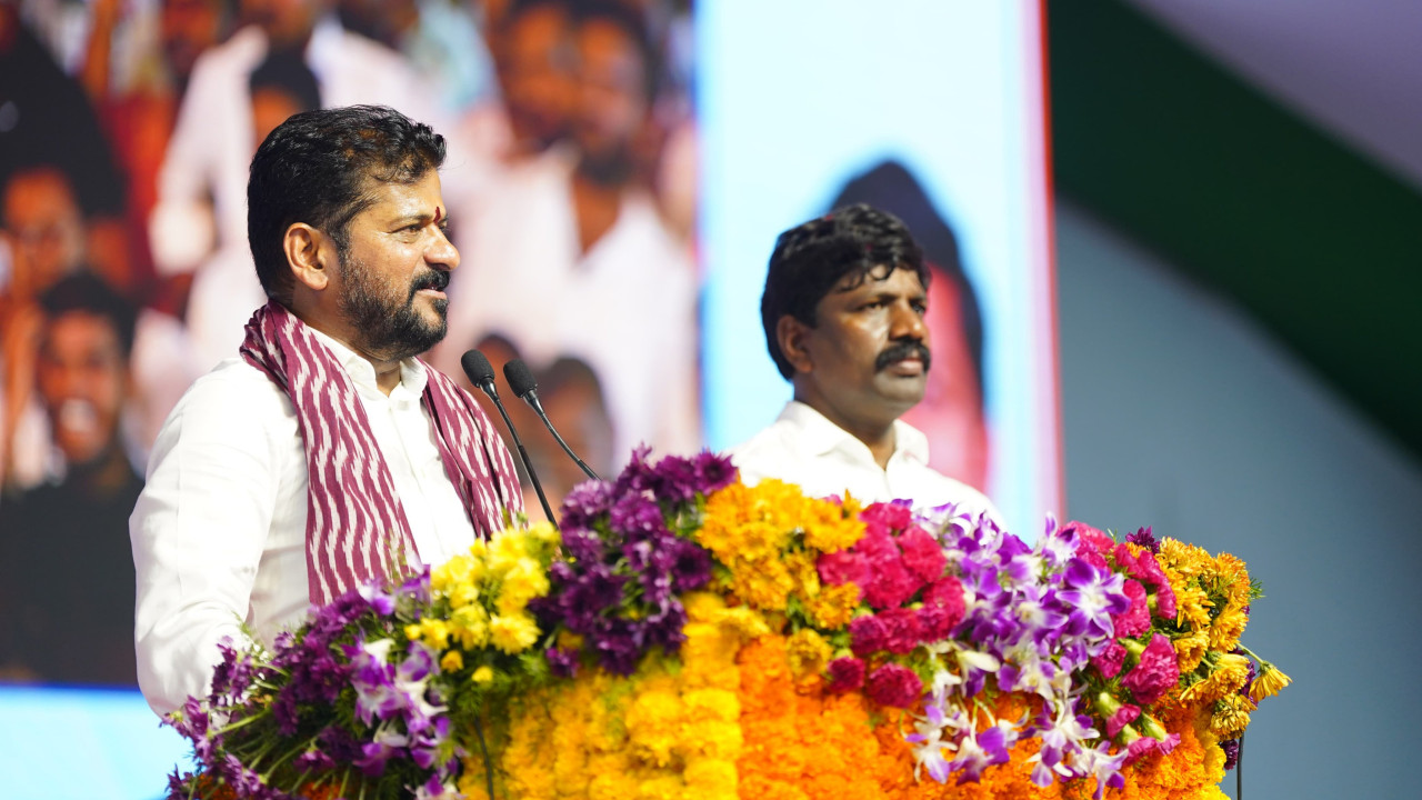 Revanth Reddy comments on Konda Surekha tying Rakhi