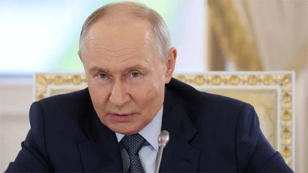 Vladimir Putin halts attacks on Ukraine for three days