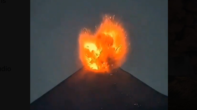 Anak Krakatoa volcano eruption disrupts flights in Indonesia