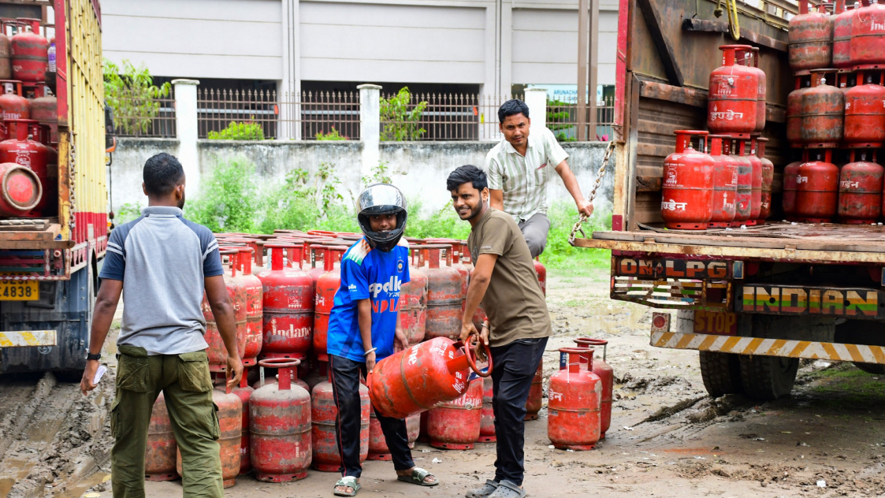 Good news for gas consumers Central government key decision on booking