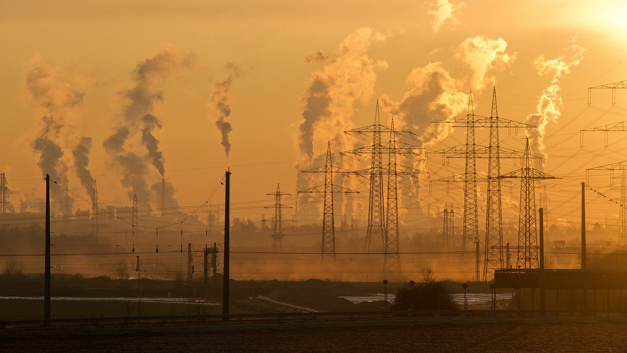 Centre survey on air pollution Lucknow tops Hyderabad 19 Visakhapatnam 21
