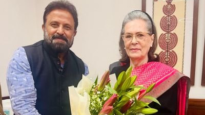 Madhu Yaskhi gets national post appointed as Professionals Congress Chairman
