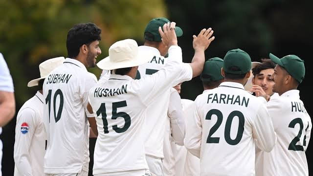 Pakistan Under 19 Cricket Team mistaken for refugees during UK tour