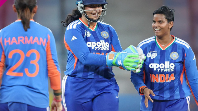 India surges into Womens Asia Cup final as Bangladesh finished
