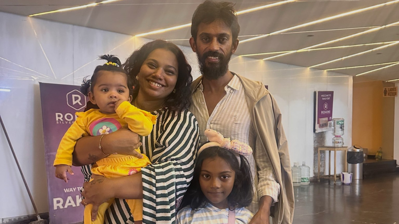 Mathimaran Pugazhendhi movie blockbuster wife sheds tears in theater