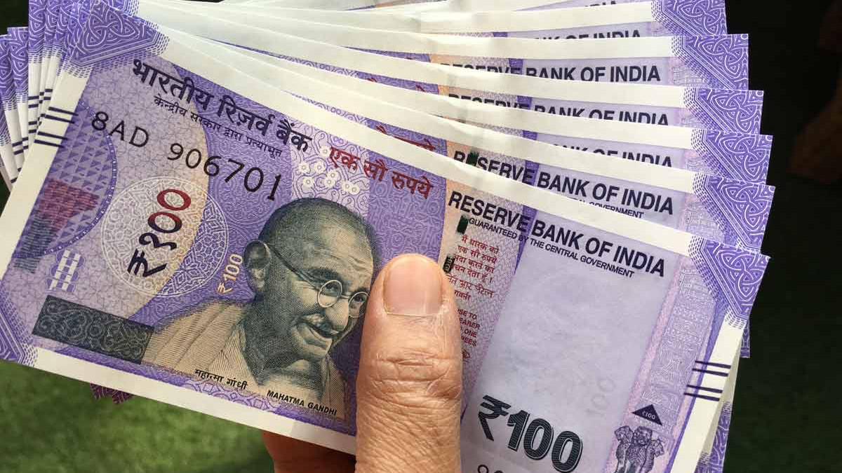 Gurugram Domestic Worker earns 60000 per month and her financial planning surprises employer