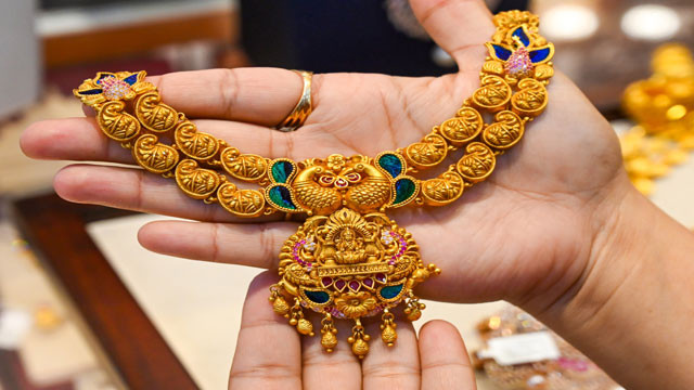 SIP investments create records as investors flock to gold in August