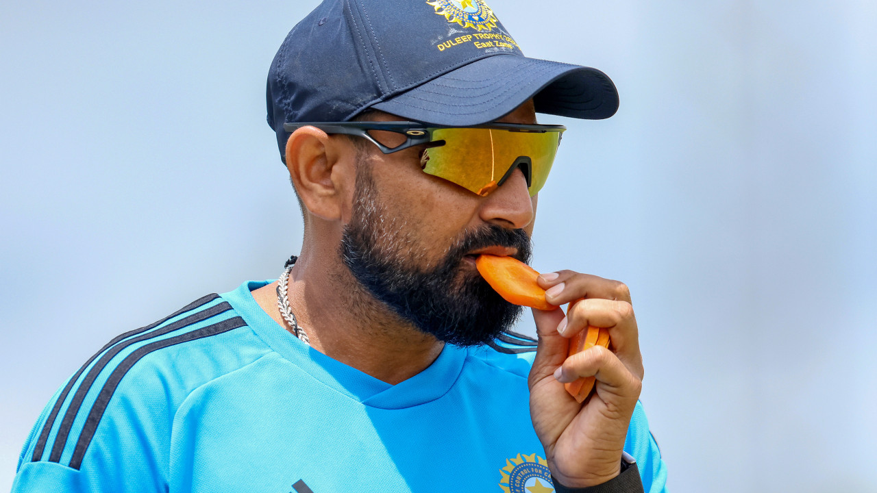 Mohammed Shami age debate Aakash Chopra counters by citing Virat Kohli and Rohit Sharma