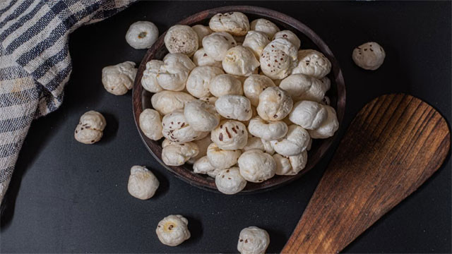Can people with thyroid eat makhana what experts say