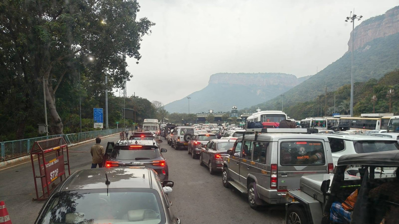 TTD clarifies on rumors of 15000 vehicle limit per day to Tirumala
