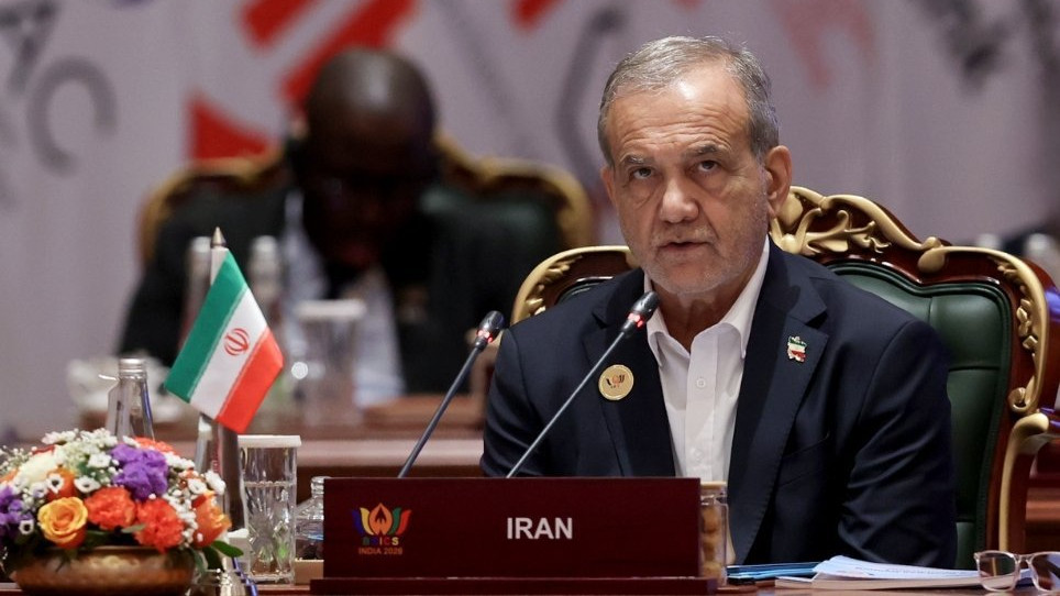 Masoud Pezeshkian Did Iranian President bow to Swamiji feet Iranian Embassy reveals the truth
