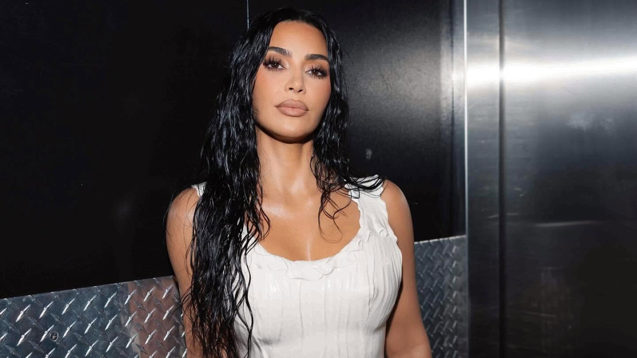 Kim Kardashian invisible shower in bathroom is the new luxury trend