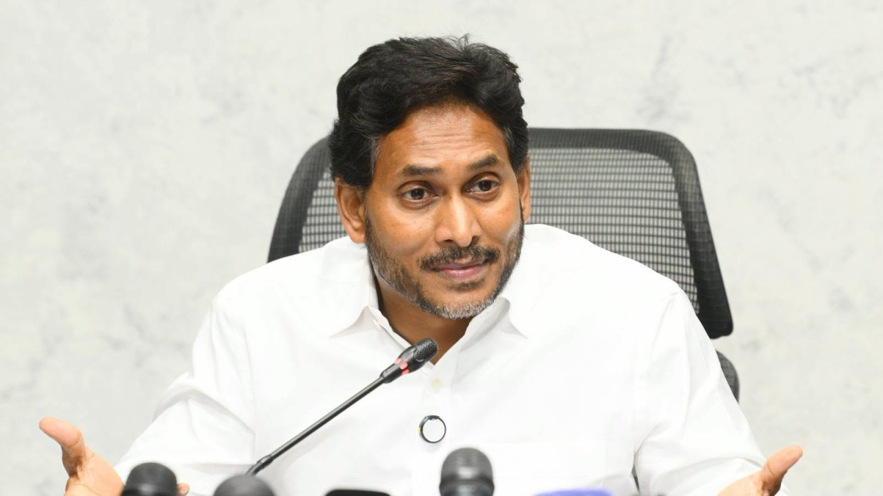 Mega DSC Jagan Mohan Reddy fires at Alliance government once again