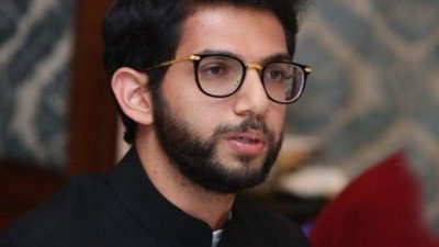 Aaditya Thackeray and actress Rhea Chakraborty named in Disha Salian case CBI FIR