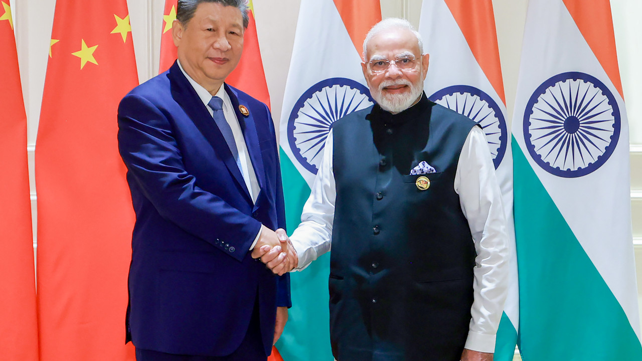 Narendra Modi raises Indias concerns in meeting with Xi Jinping emphasizing mutual sensitivity